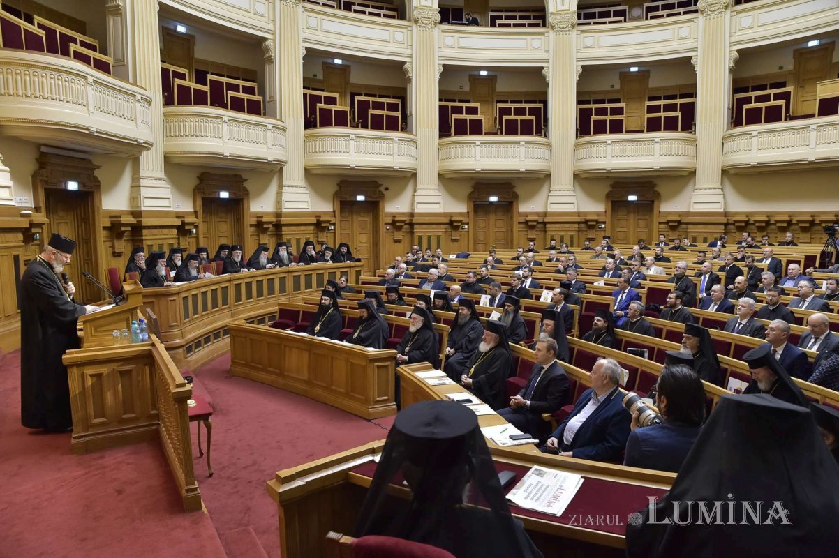 Lucrările Adunării Naționale Bisericeşti în Palatul Patriarhiei 244159