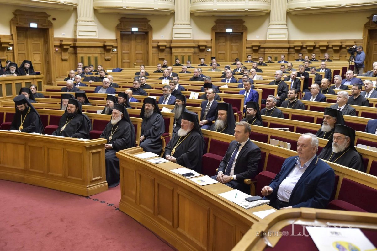 Lucrările Adunării Naționale Bisericeşti în Palatul Patriarhiei 244160