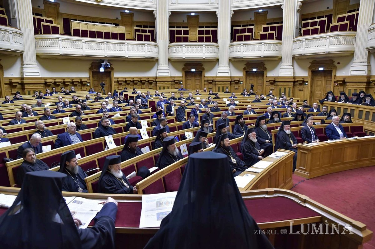 Lucrările Adunării Naționale Bisericeşti în Palatul Patriarhiei 244163