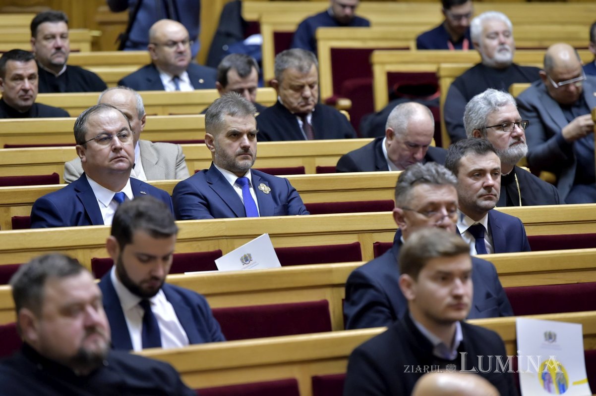 Lucrările Adunării Naționale Bisericeşti în Palatul Patriarhiei 244164