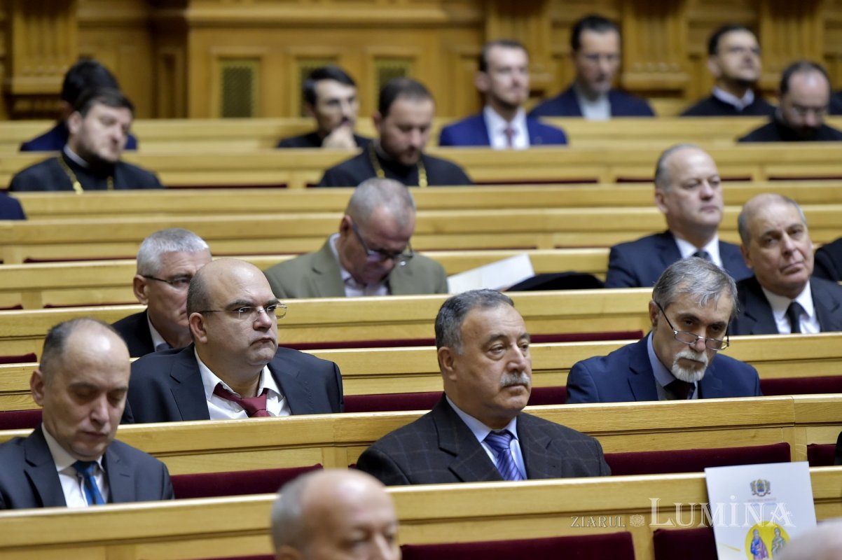 Lucrările Adunării Naționale Bisericeşti în Palatul Patriarhiei 244165