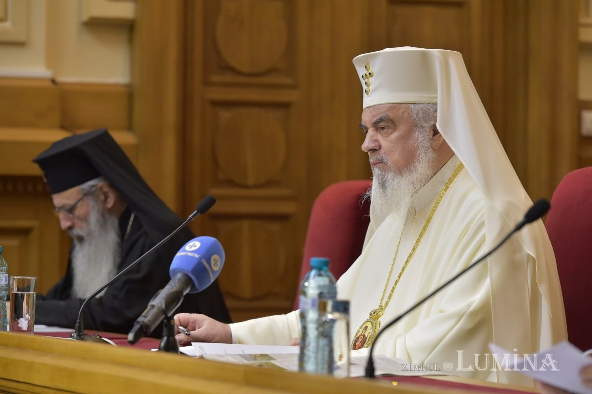 Lucrările Adunării Naționale Bisericeşti în Palatul Patriarhiei 244168