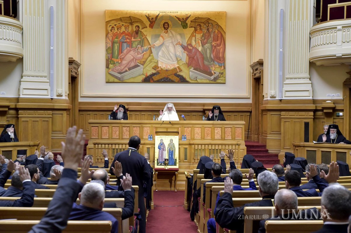 Lucrările Adunării Naționale Bisericeşti în Palatul Patriarhiei 244175