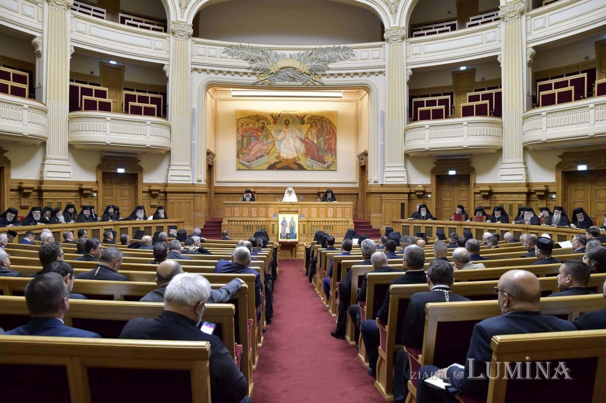 Lucrările Adunării Naționale Bisericeşti în Palatul Patriarhiei 244176
