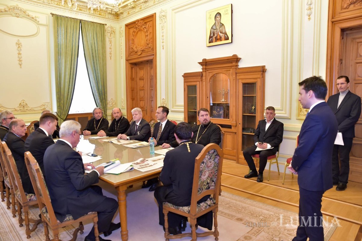 Lucrările Adunării Naționale Bisericeşti în Palatul Patriarhiei 244182