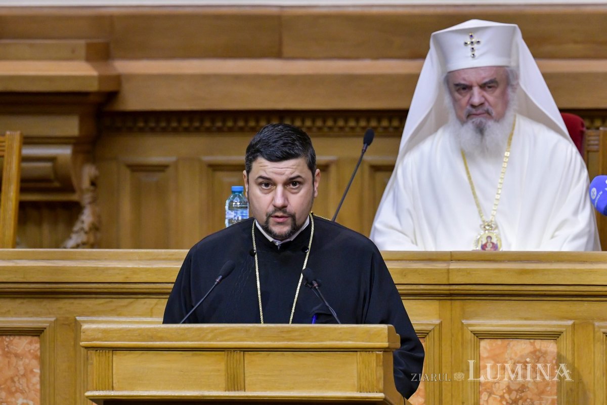 Lucrările Adunării Naționale Bisericeşti în Palatul Patriarhiei 244192