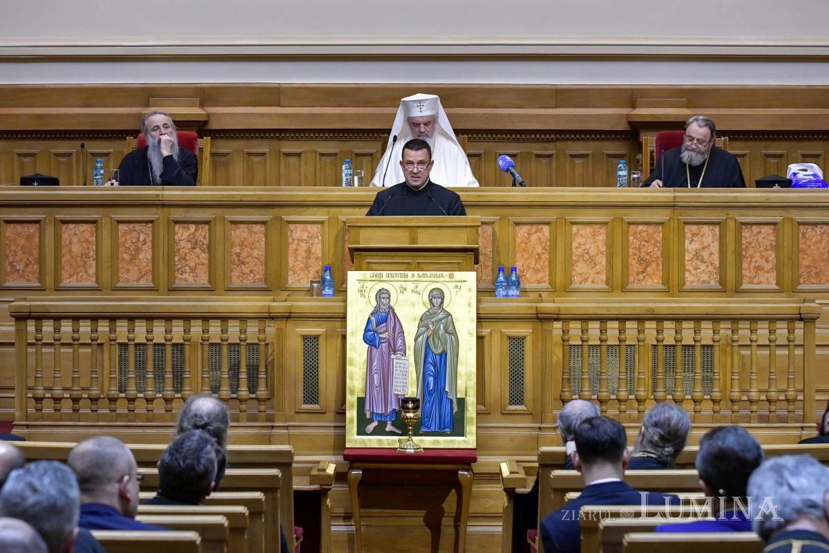 Lucrările Adunării Naționale Bisericeşti în Palatul Patriarhiei 244195