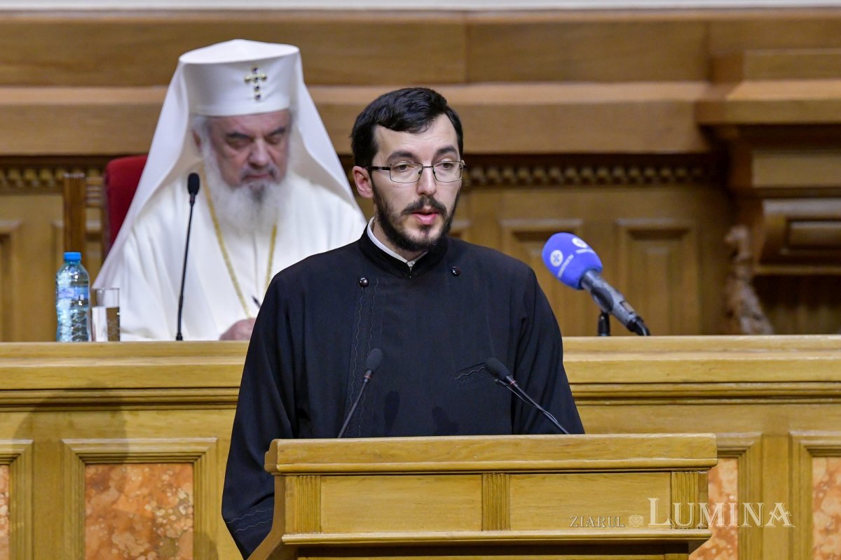 Lucrările Adunării Naționale Bisericeşti în Palatul Patriarhiei 244196