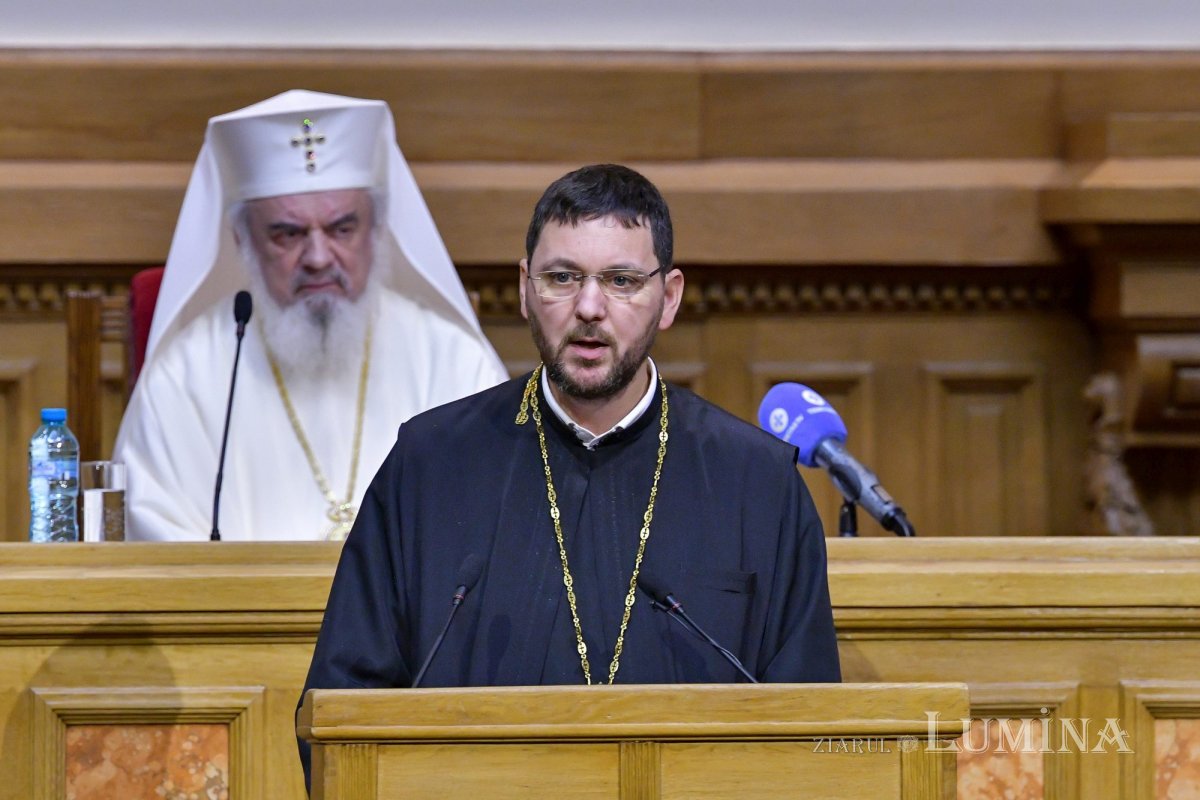 Lucrările Adunării Naționale Bisericeşti în Palatul Patriarhiei 244198