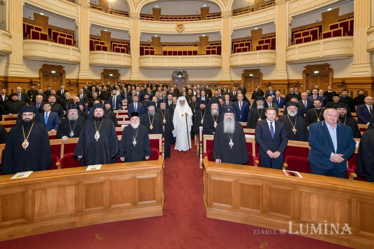Lucrările Adunării Naționale Bisericeşti în Palatul Patriarhiei 244206