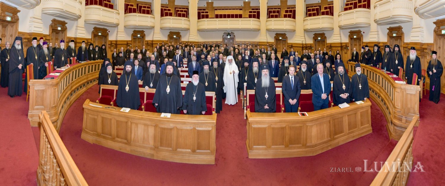 Lucrările Adunării Naționale Bisericeşti în Palatul Patriarhiei 244207