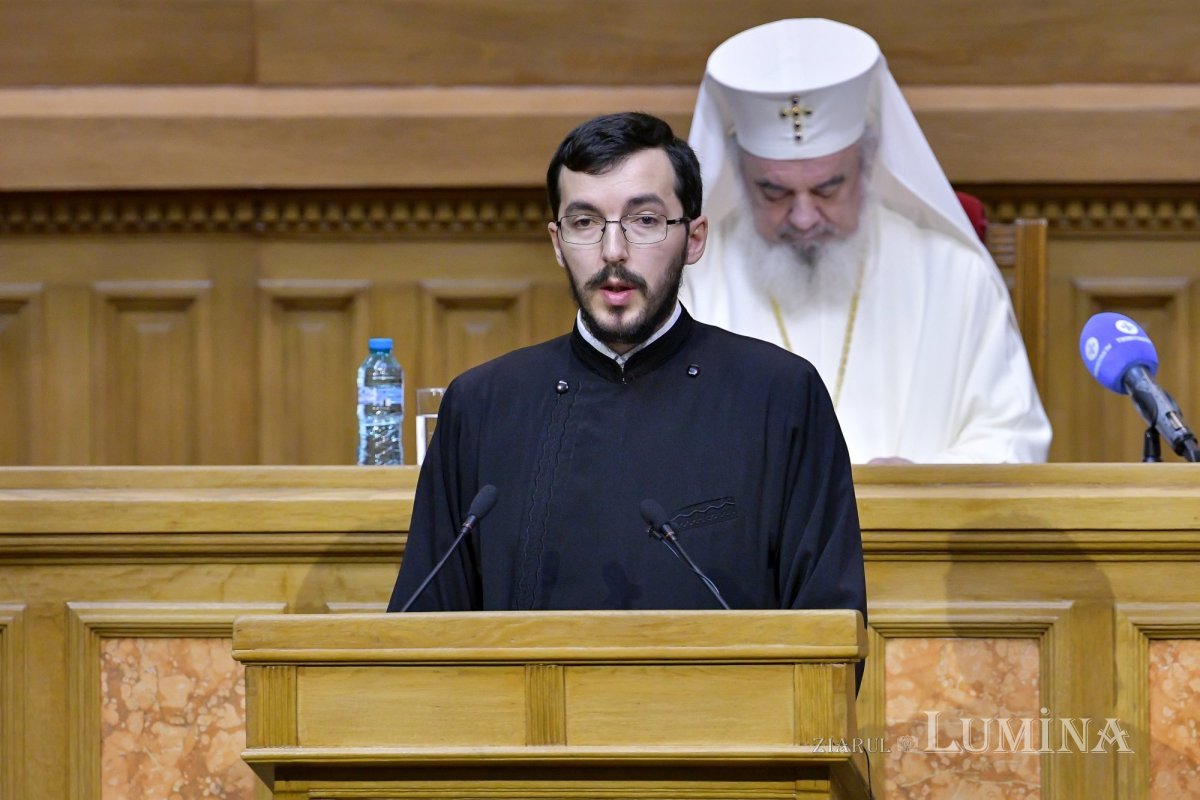 Lucrările Adunării Naționale Bisericeşti în Palatul Patriarhiei 244214