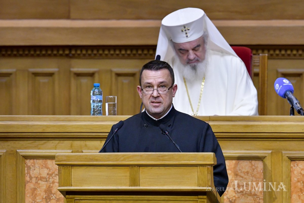 Lucrările Adunării Naționale Bisericeşti în Palatul Patriarhiei 244215