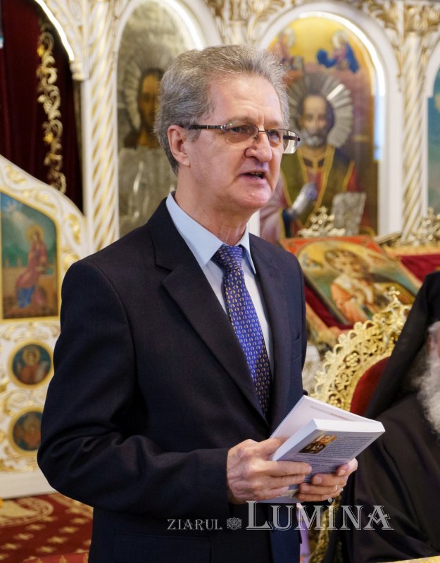 Volum despre lucrarea unui cleric basarabean în Japonia 244255