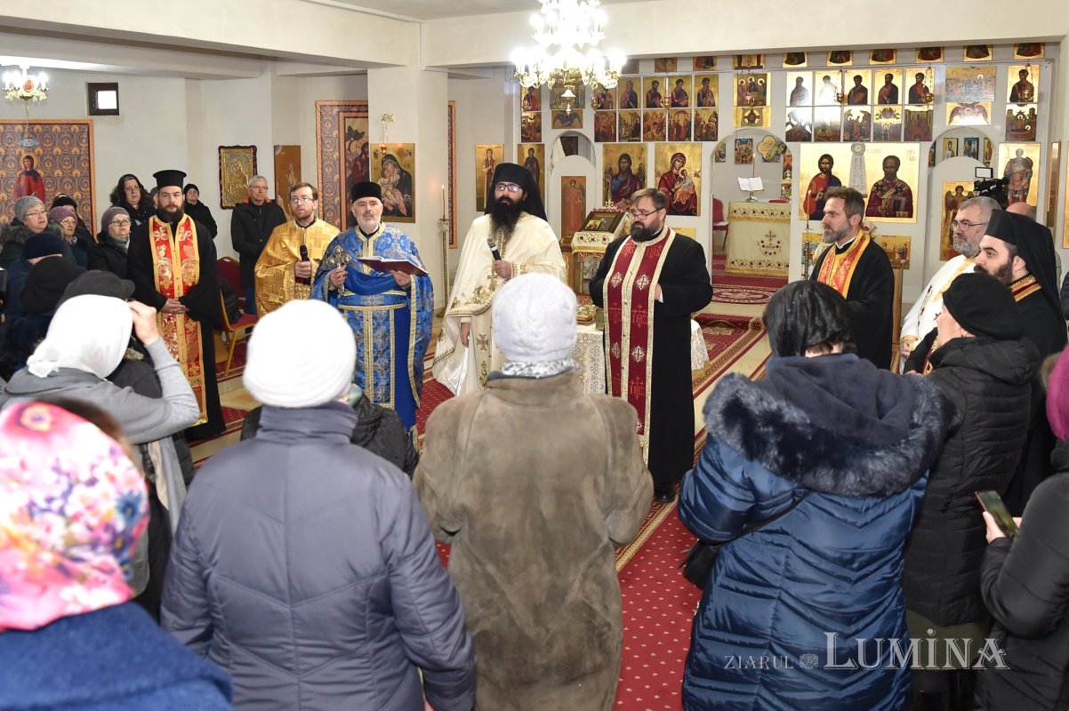 Binecuvântarea sfinților la Parohia Bărbătescu Vechi din Capitală 244470