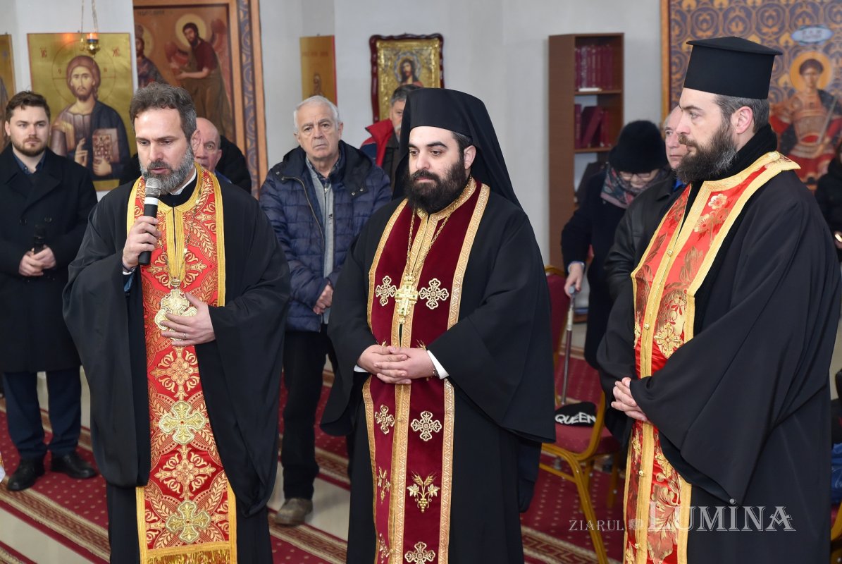 Binecuvântarea sfinților la Parohia Bărbătescu Vechi din Capitală 244471