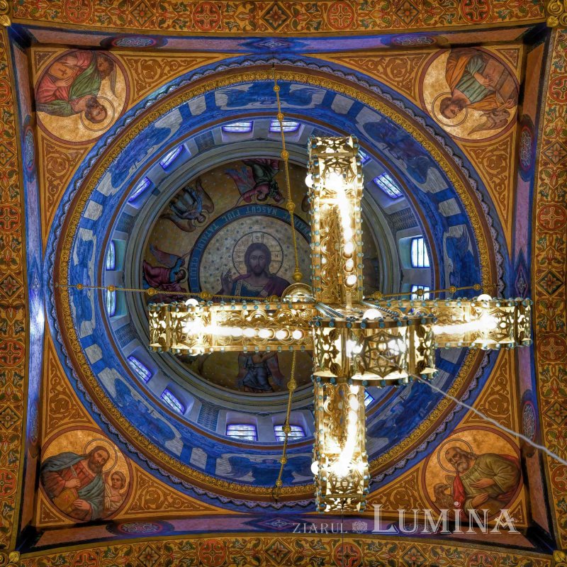 Fotografii artistice ale Publicațiilor Lumina 244401