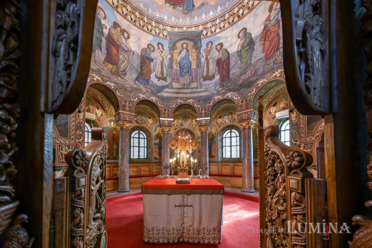 Fotografii artistice ale Publicațiilor Lumina 244404