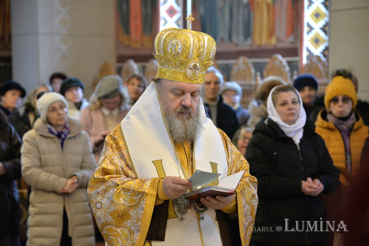 Înnoirea capelei din cimitirul parohiei ilfovene Tunari 244526