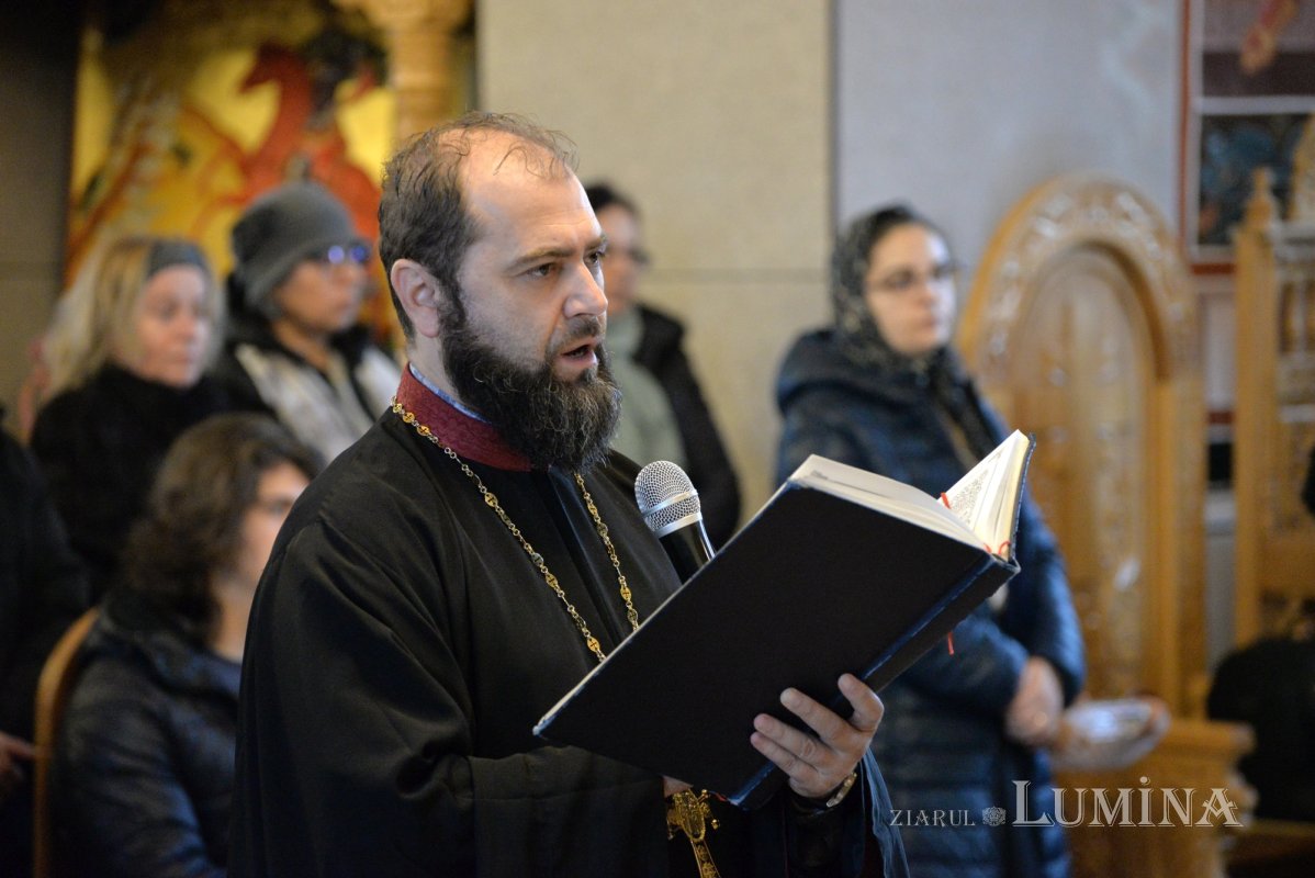 Înnoirea capelei din cimitirul parohiei ilfovene Tunari 244536