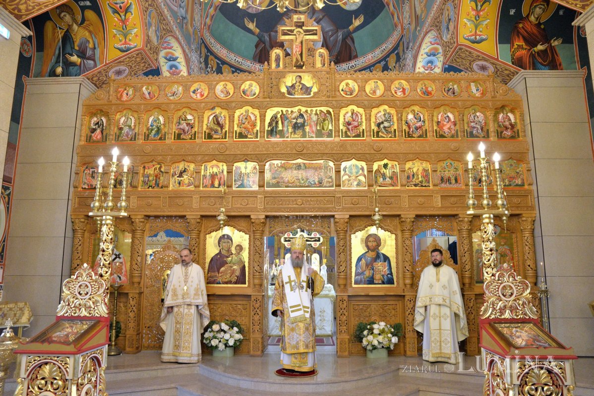 Înnoirea capelei din cimitirul parohiei ilfovene Tunari 244541