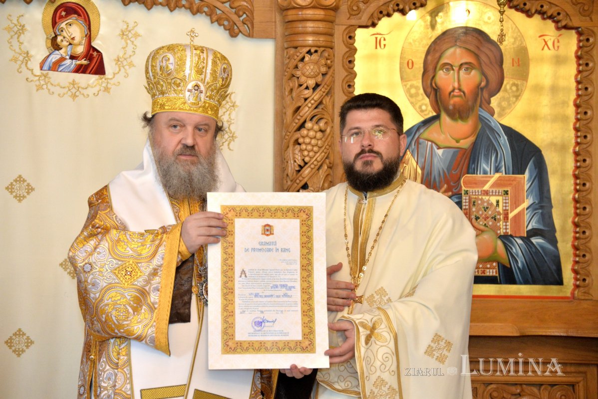 Înnoirea capelei din cimitirul parohiei ilfovene Tunari 244544