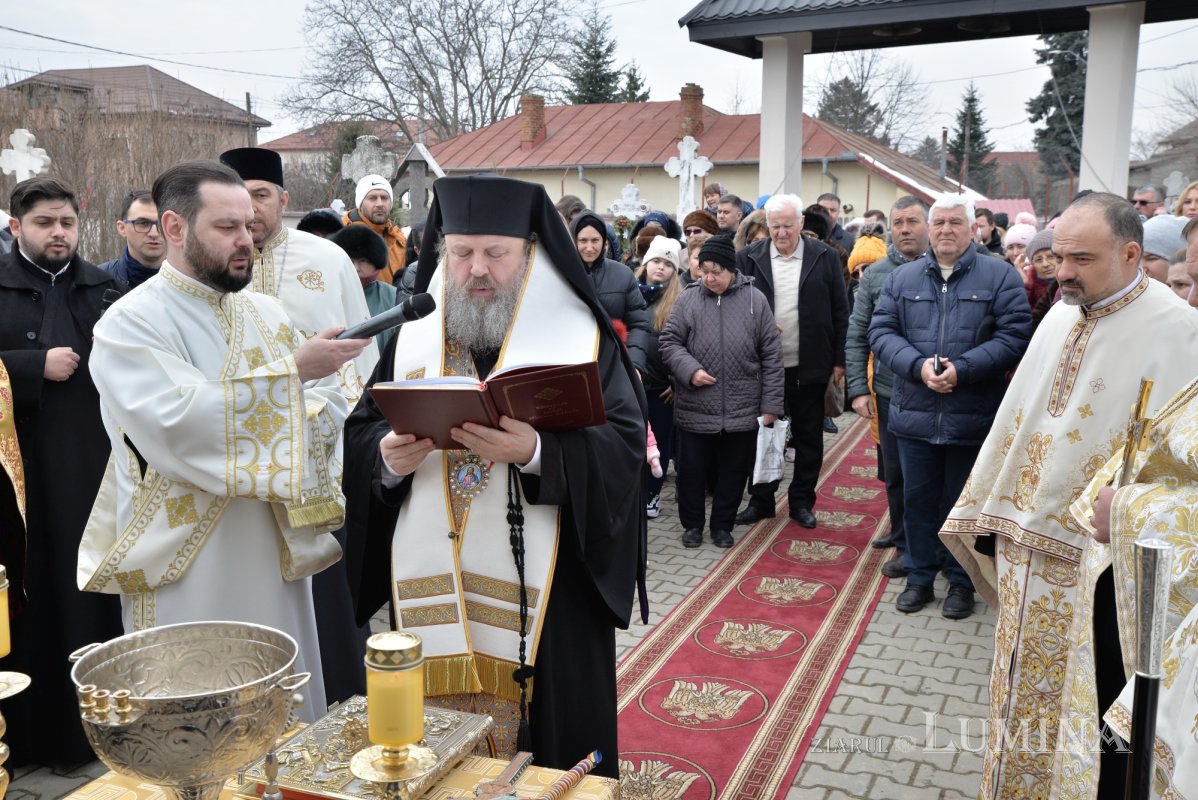 Înnoirea capelei din cimitirul parohiei ilfovene Tunari 244550