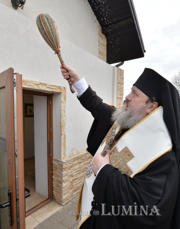 Înnoirea capelei din cimitirul parohiei ilfovene Tunari 244553