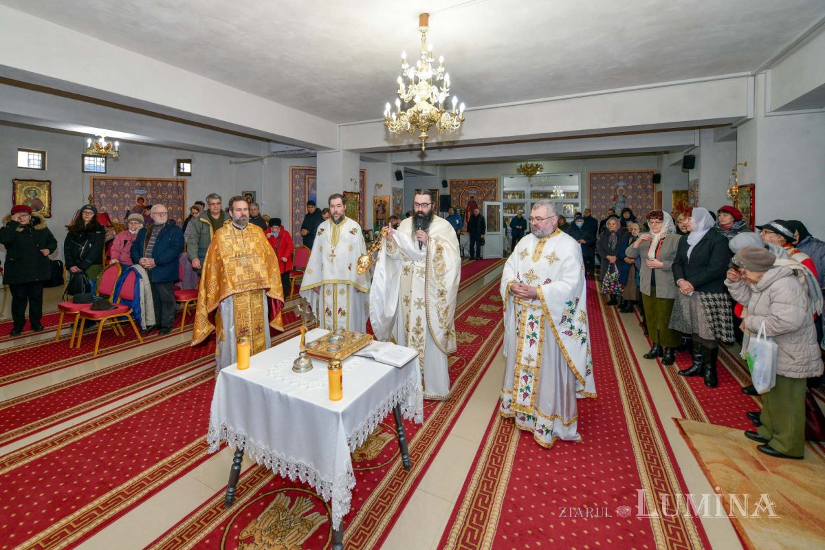 Moaștele a trei sfinți la Biserica Bărbătescu Vechi din Capitală 244732