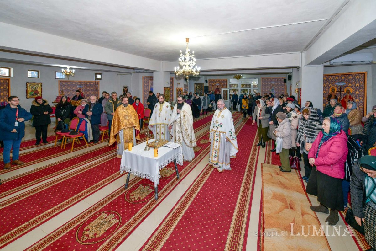 Moaștele a trei sfinți la Biserica Bărbătescu Vechi din Capitală 244735