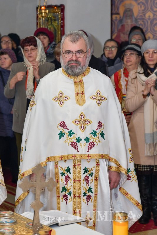 Moaștele a trei sfinți la Biserica Bărbătescu Vechi din Capitală 244740