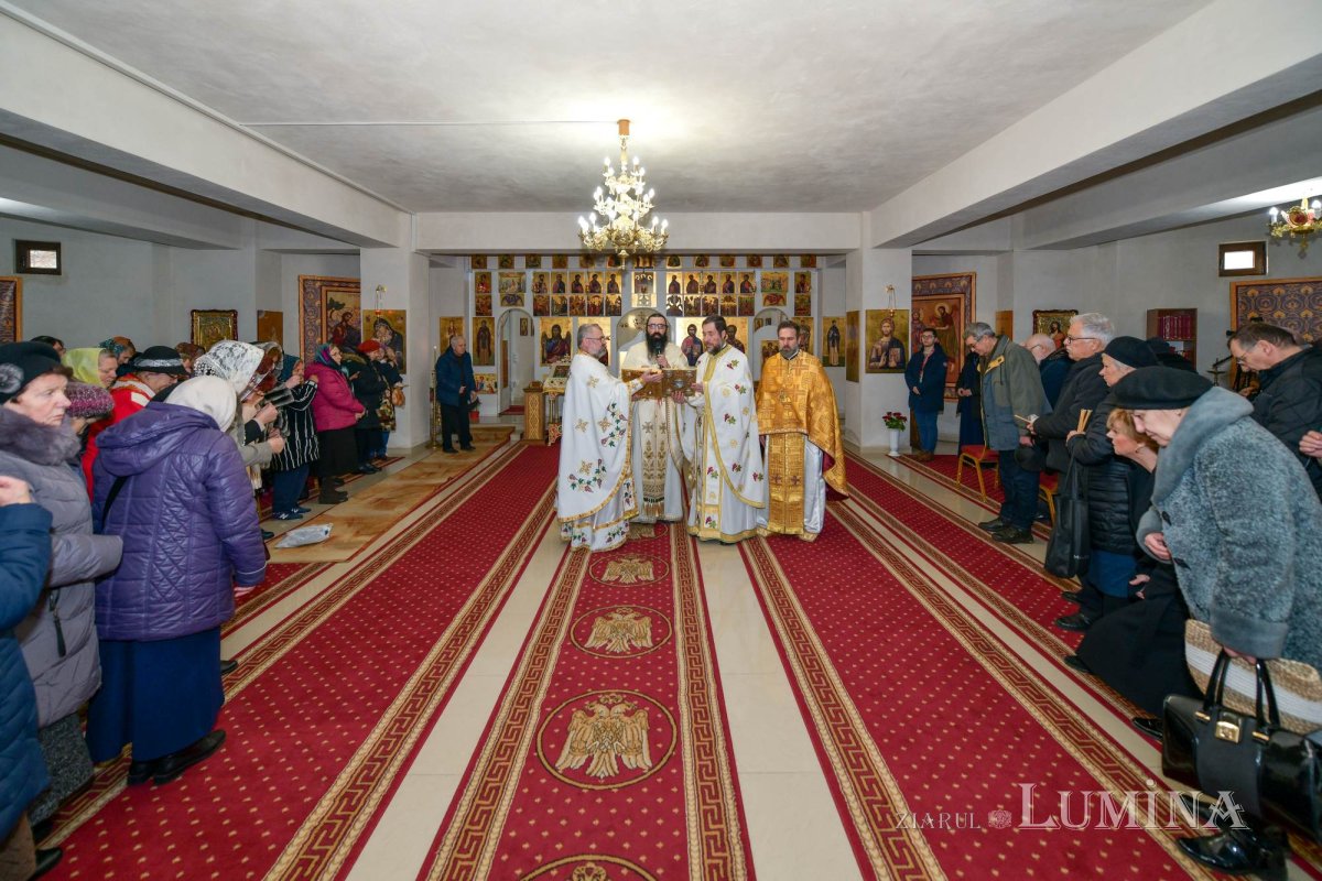 Moaștele a trei sfinți la Biserica Bărbătescu Vechi din Capitală 244741