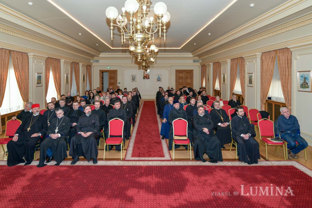 Întrunirea Casei de Ajutor Reciproc a Eparhiei Bucureștilor 244949