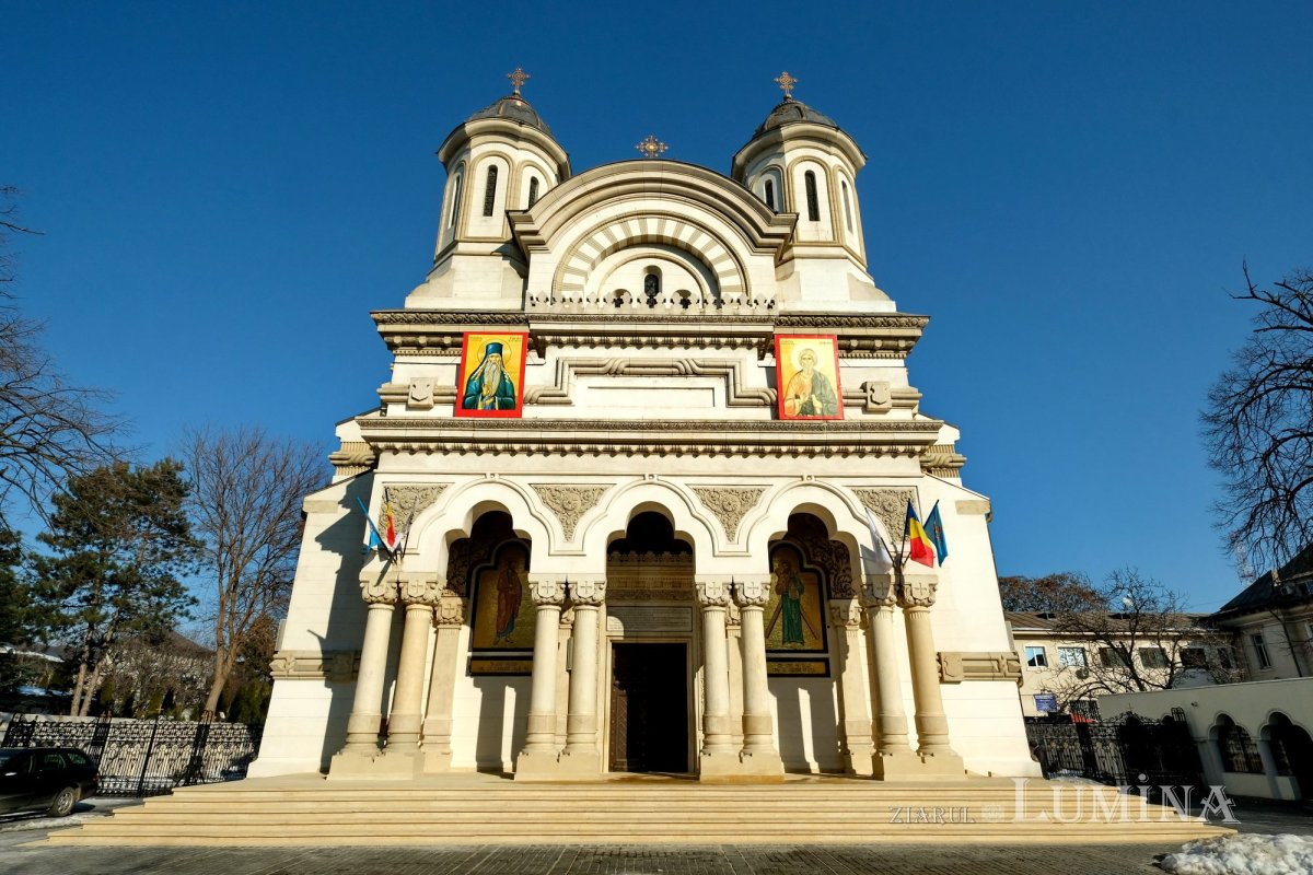 Fotografii artistice ale Publicațiilor Lumina 244975