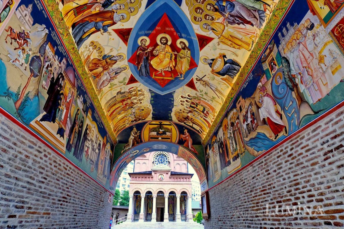 Fotografii artistice ale Publicațiilor Lumina 244977