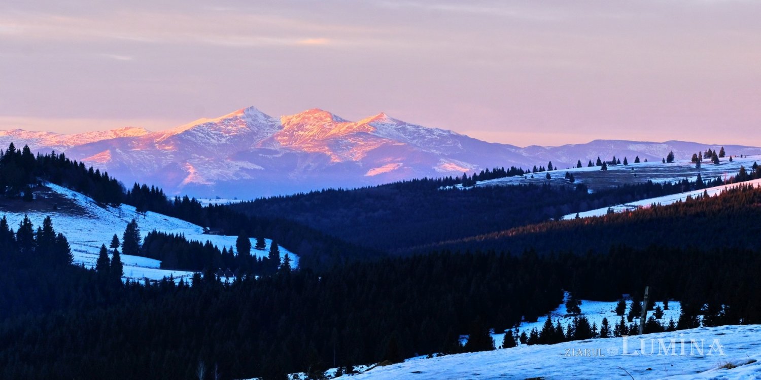 Fotografii artistice ale Publicațiilor Lumina 244981