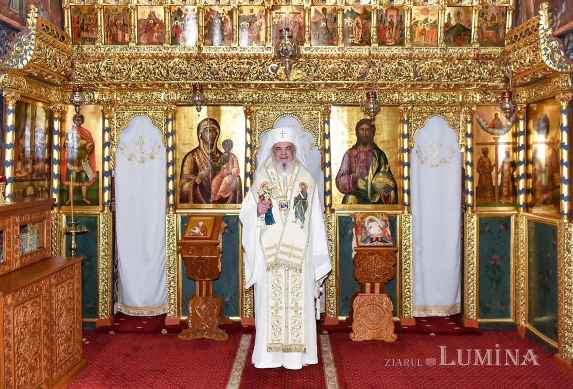 „Înfricoșătoarea Judecată ne îndeamnă la iubire darnică față de semeni” 245047