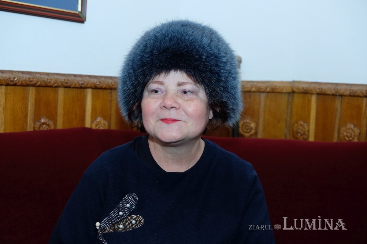 Tinerii studenți seniori 245013