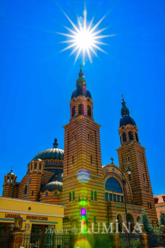 Fotografii artistice ale Publicațiilor Lumina 245477