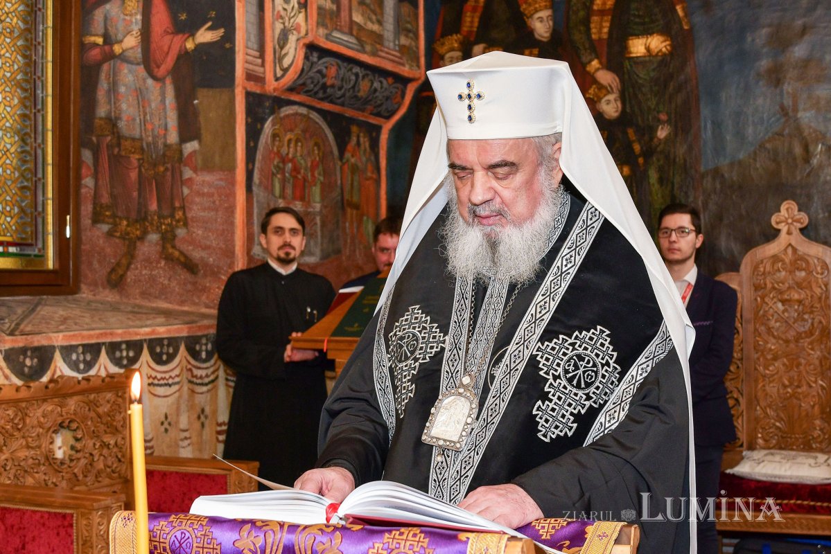 „Postul este un exercițiu de prioritate dată vieții duhovnicești” 245836