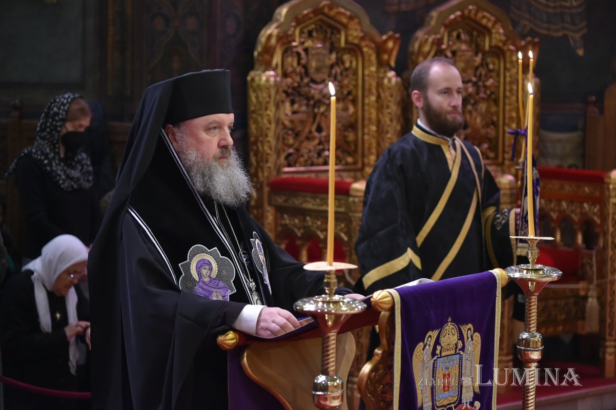 A doua zi a Postului Mare la Catedrala Patriarhală 245870