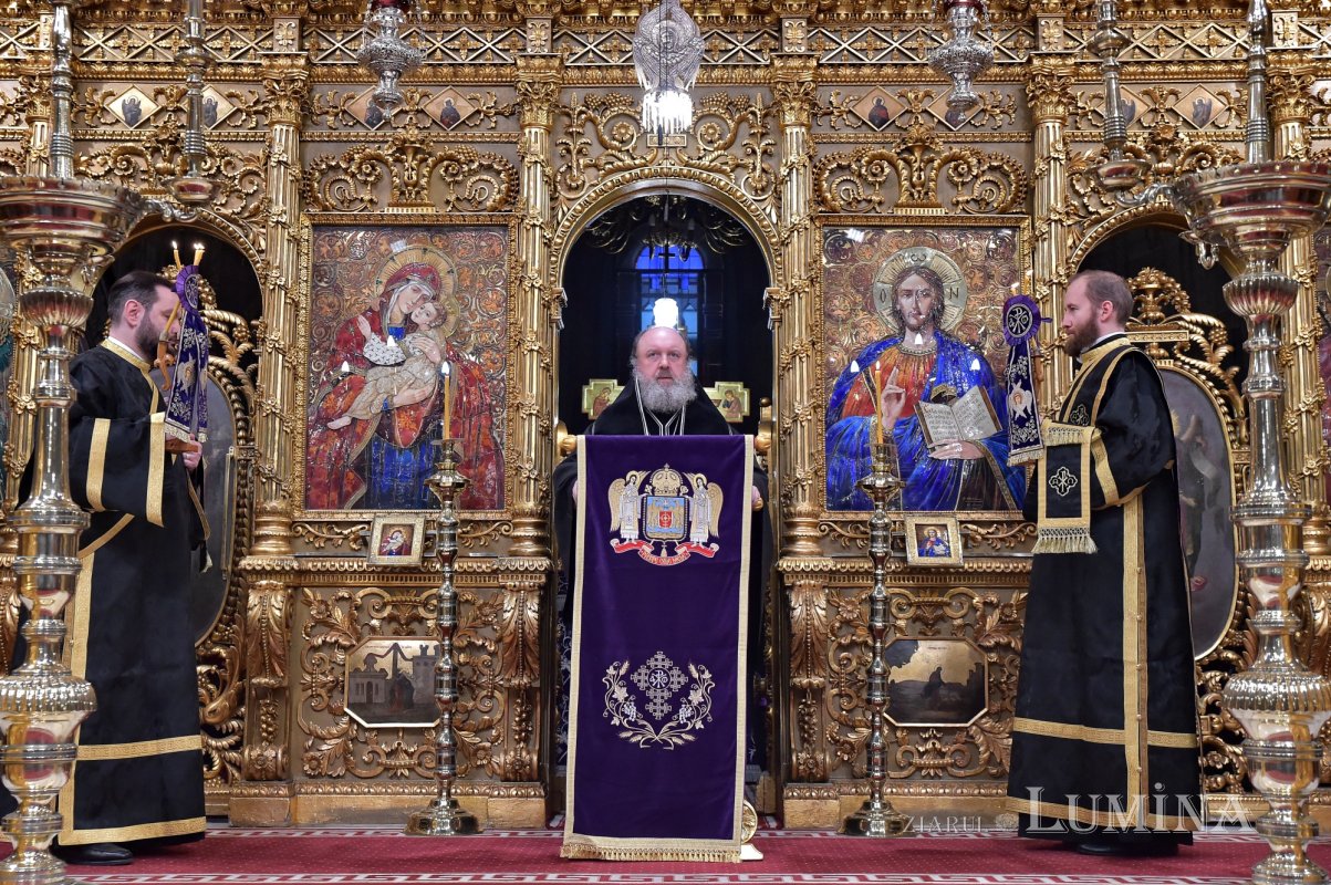 A doua zi a Postului Mare la Catedrala Patriarhală 245896