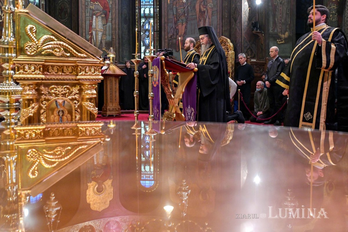 „Un dialog al omului cu propria sa conștiință” 246017