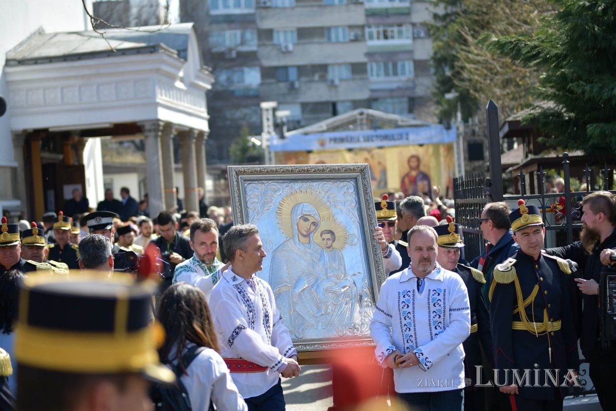 Duminica Ortodoxiei la Biserica Icoanei din București 245954