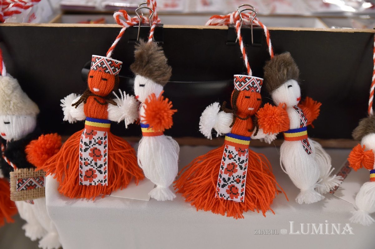 Expoziţia-atelier „Patrimoniul imaterial UNESCO din România şi Republica Moldova”, la Palatul Parlamentului 245960