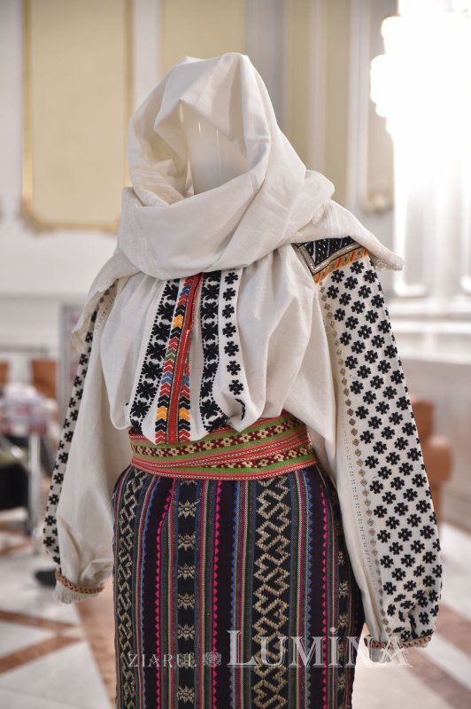 Expoziţia-atelier „Patrimoniul imaterial UNESCO din România şi Republica Moldova”, la Palatul Parlamentului 245966