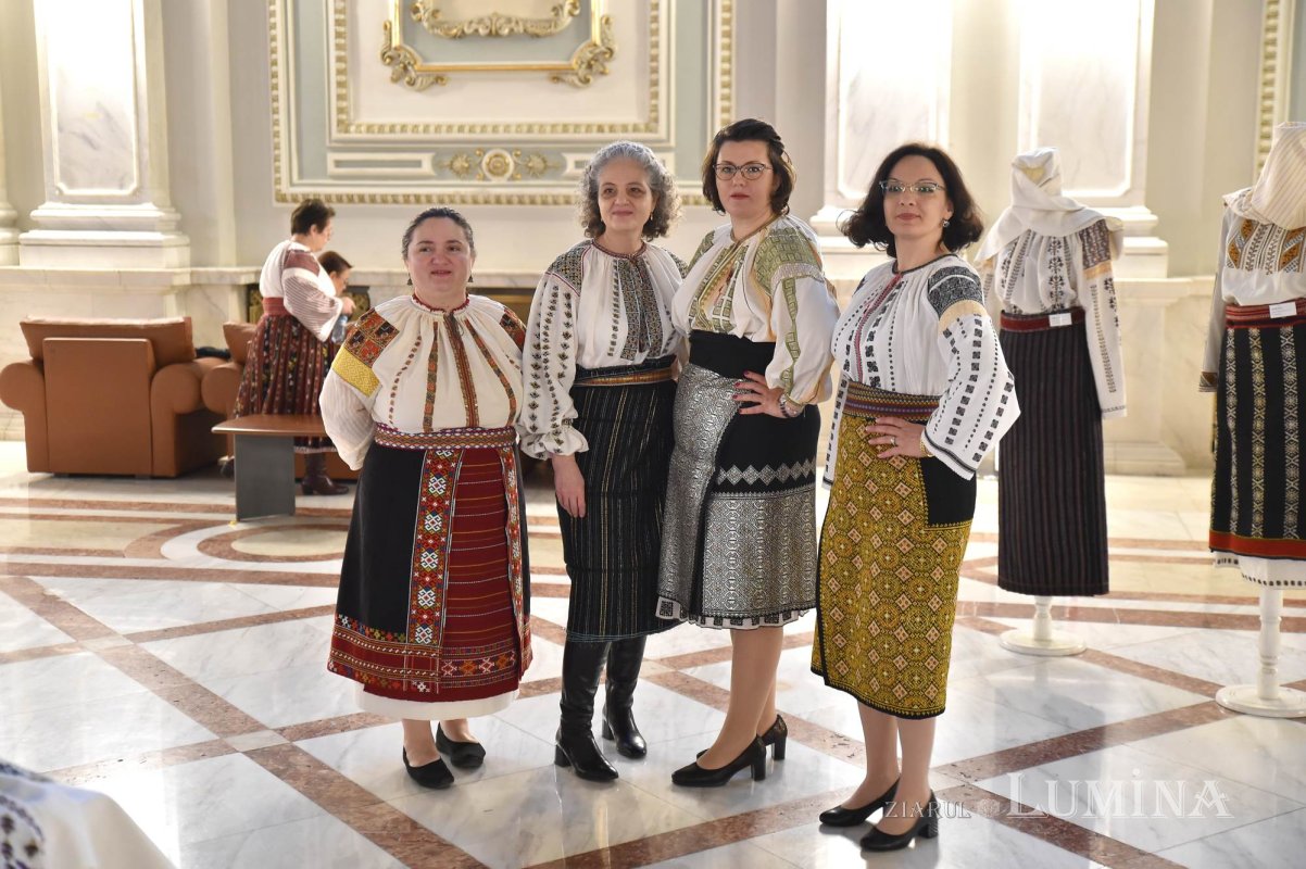 Expoziţia-atelier „Patrimoniul imaterial UNESCO din România şi Republica Moldova”, la Palatul Parlamentului 245969