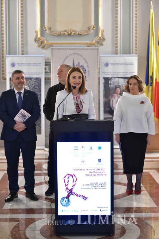 Expoziţia-atelier „Patrimoniul imaterial UNESCO din România şi Republica Moldova”, la Palatul Parlamentului 245975