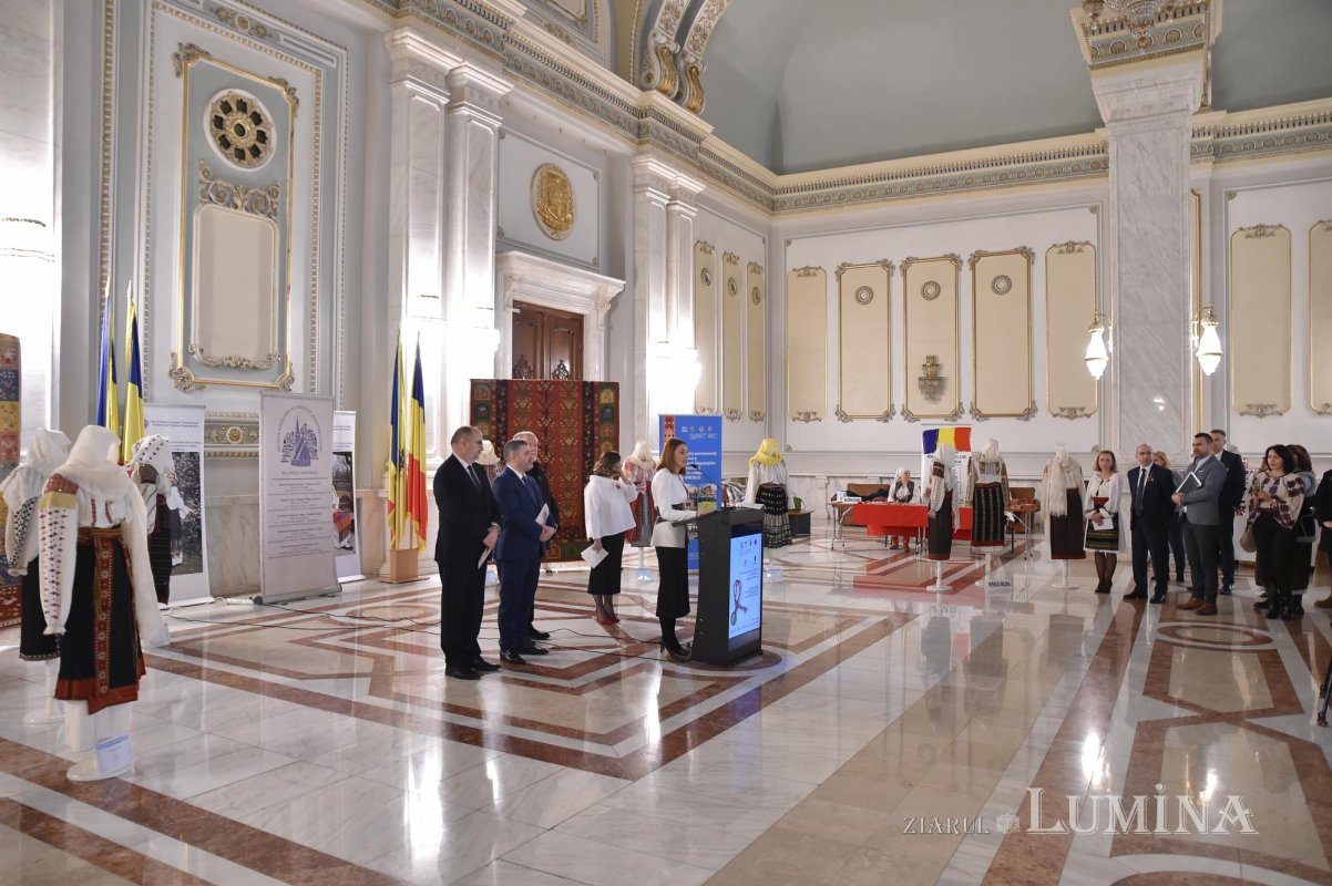 Expoziţia-atelier „Patrimoniul imaterial UNESCO din România şi Republica Moldova”, la Palatul Parlamentului 245977