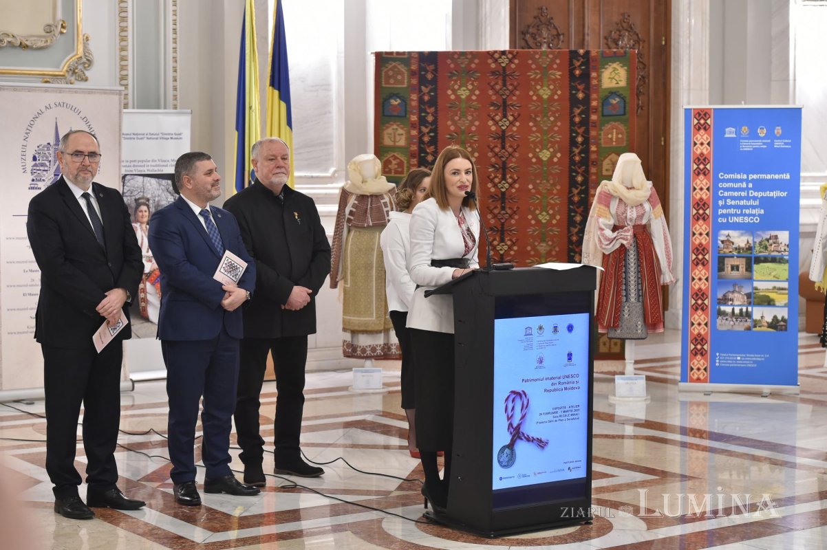 Expoziţia-atelier „Patrimoniul imaterial UNESCO din România şi Republica Moldova”, la Palatul Parlamentului 245982